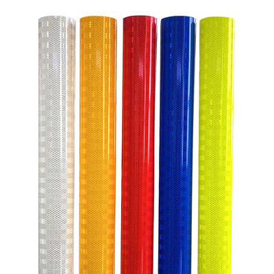 comprare Film riflettente di grado diamante per segnali stradali e sicurezza stradale con riflessione prismatica a cubo completo fabbricazione online