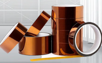 Nastro Kapton poliamide resistente al calore che offre un eccellente isolamento elettrico e stabilità termica per l'elettronica industriale