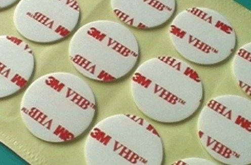 Il nastro adesivo acrilico raddoppia il nastro bianco parteggiato della schiuma del vhb 3M4920 del nastro